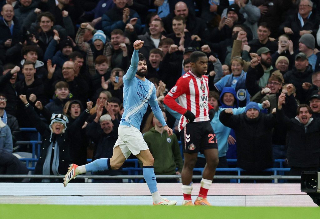 Manchester City 5-3 Sunderland: City Survive Eight-Goal Etihad Thriller