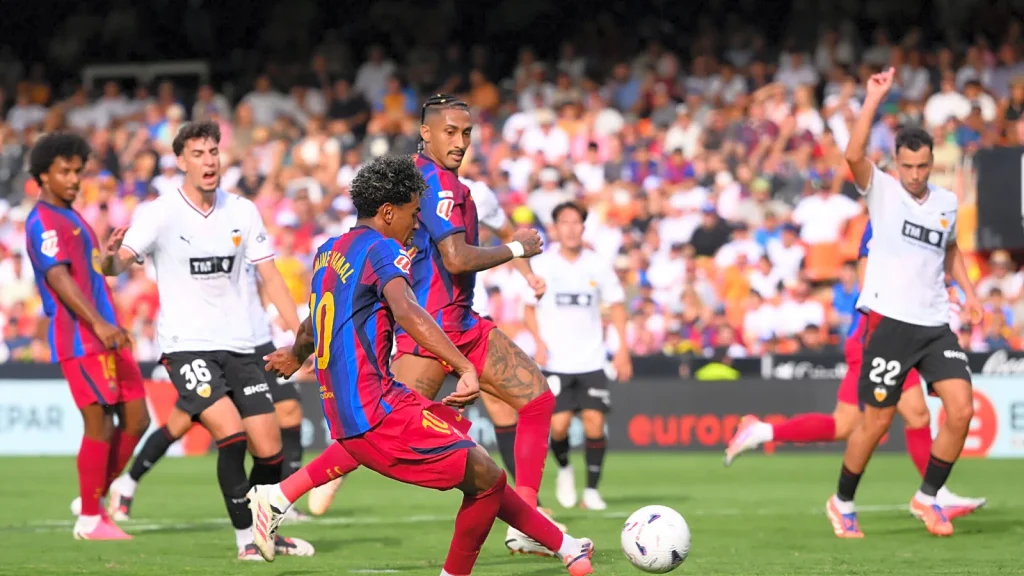 Barcelona Thrash Valencia 5-0 to Maintain Perfect LaLiga Start