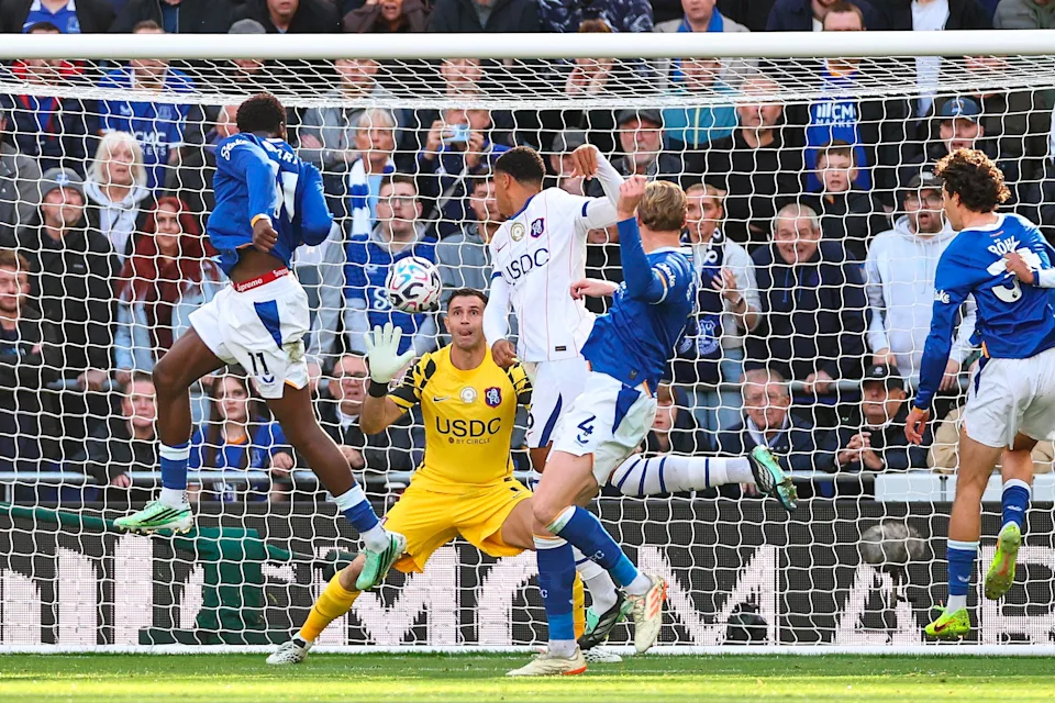Everton 0-2 Chelsea: Neto Braces Seals Premier League Win