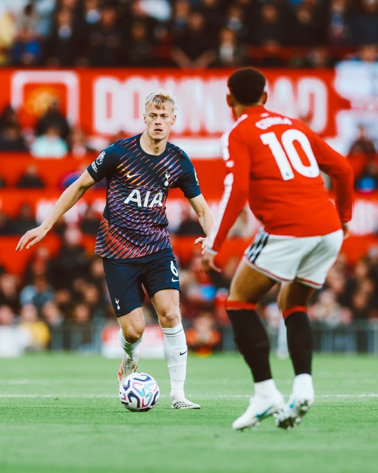 Manchester United 1-1 Tottenham: Solanke Rescues SpursÂ
