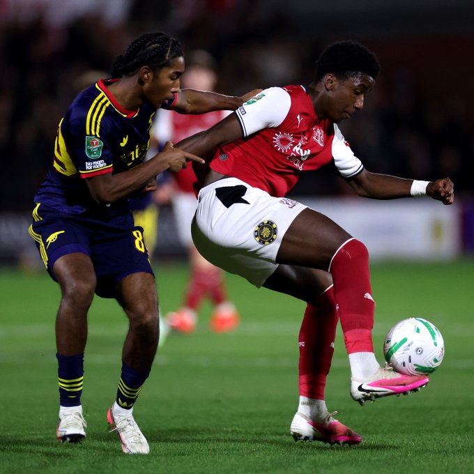 Fleetwood Town Stun Arsenal on Penalties in Dramatic EFL Cup Upset