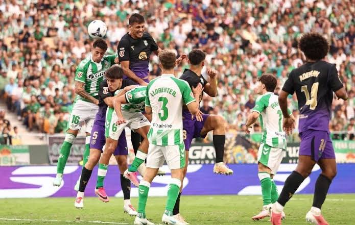 Barcelona Thrash Real Betis 5-2 to Extend Perfect LaLiga Winning Streak