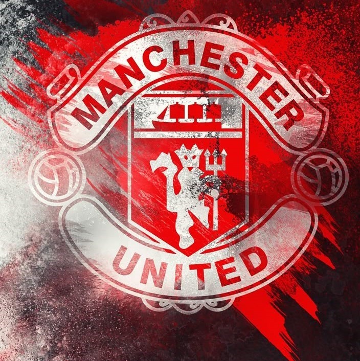 Manchester United Confirms Departures of Eriksen, Evans, and Lindelöf Amid Struggles