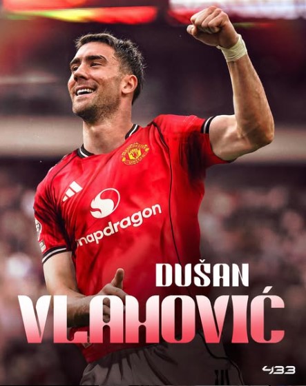 The Striker Merry-Go-Round: Man United Prioritize Benjamin Šeško, Decline Dušan Vlahović