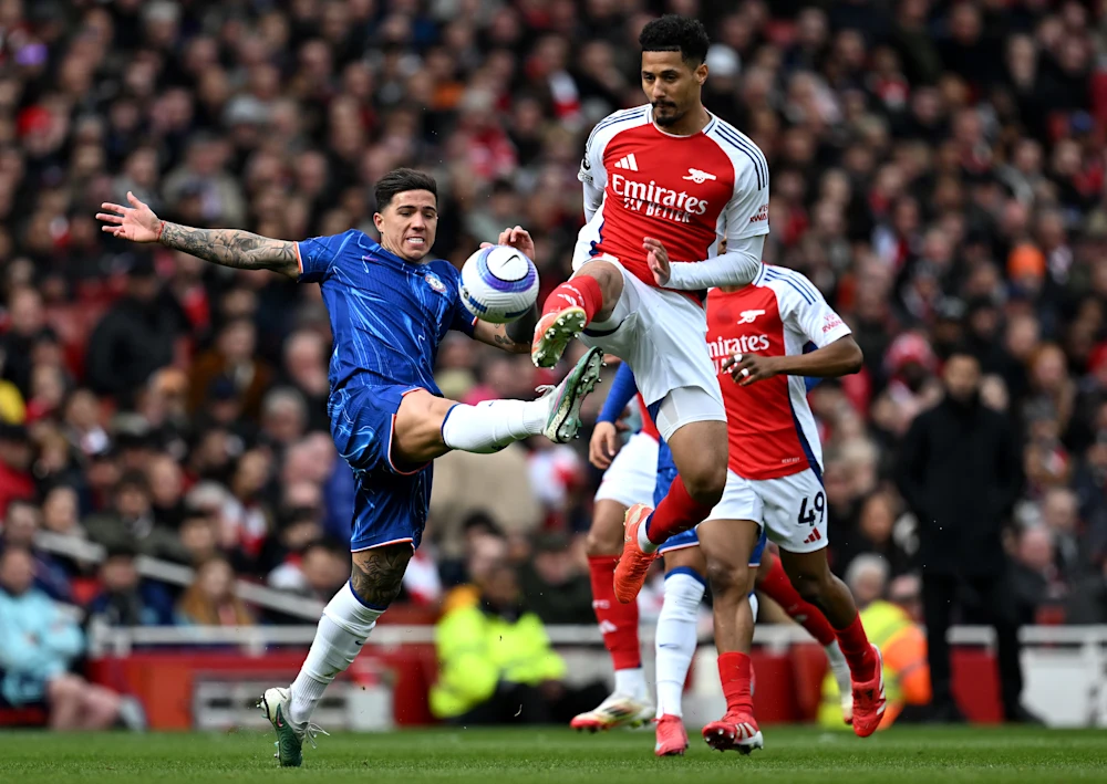 Arsenal Edge Past Chelsea 1-0 in a Heated London Derby