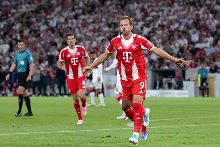 Harry Kane Hat-Trick as Bayern Crush Leipzig 6-0