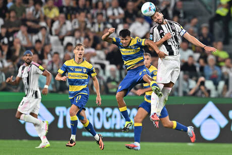 Serie A 2025: Juventus Defeat Parma 2-0 in Opener