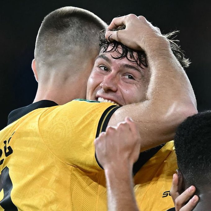 Wolves Edge West Ham 3-2 in Thrilling EFL Cup 1/32-Finals Clash