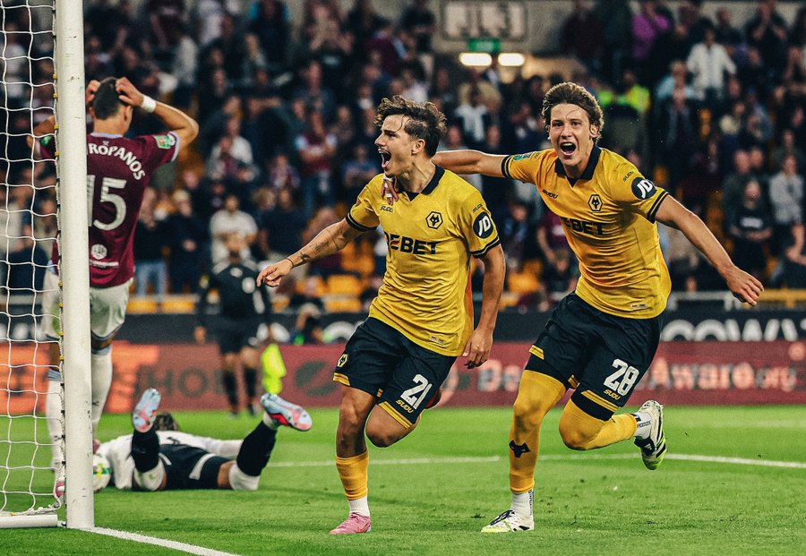 Wolves Edge West Ham 3-2 in Thrilling EFL Cup 1/32-Finals Clash