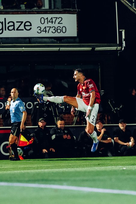 Grimsby vs Man United: EFL Cup Shock After Penalty Shootout