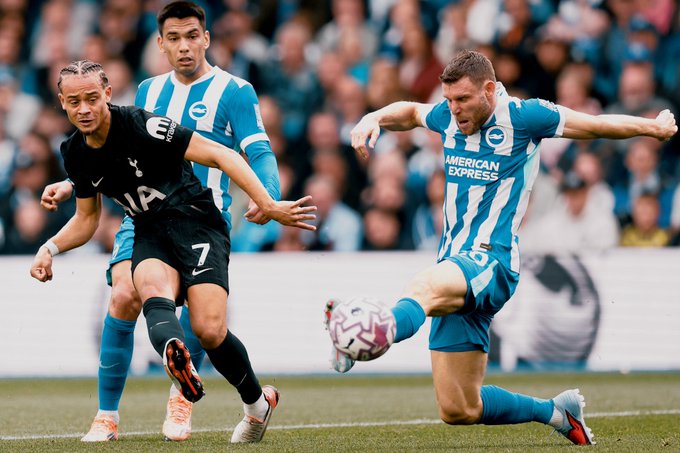 Tottenham Hotspur Fight Back to Hold Brighton in a Thrilling 2-2 Draw