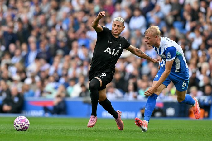 Tottenham Hotspur Fight Back to Hold Brighton in a Thrilling 2-2 Draw