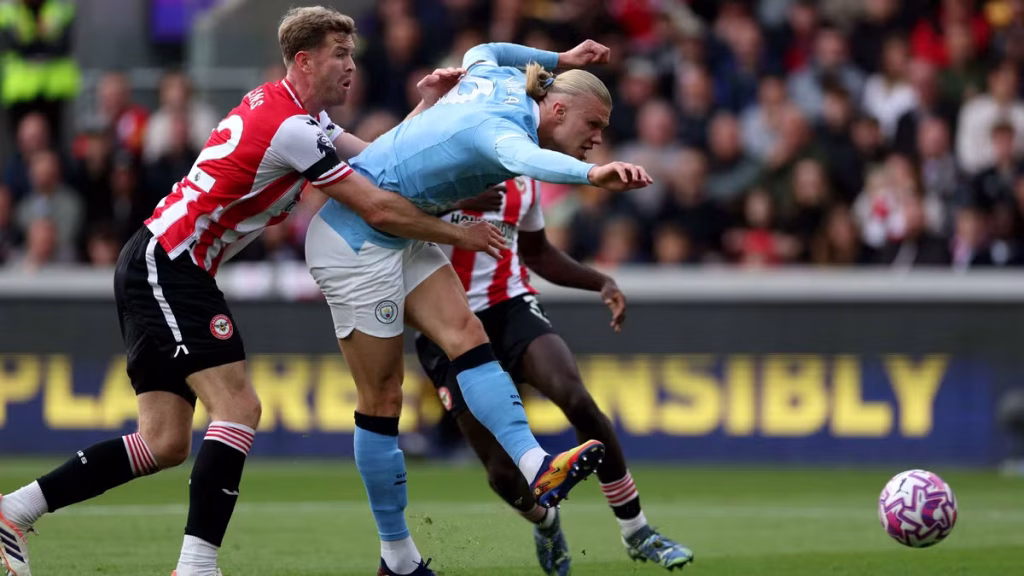 Manchester City Edges Brentford to Revive Premier League Title Hopes