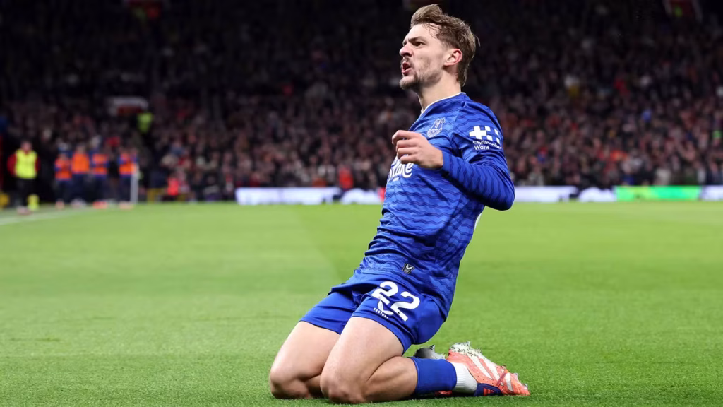 Everton Stun Man United at Old Trafford