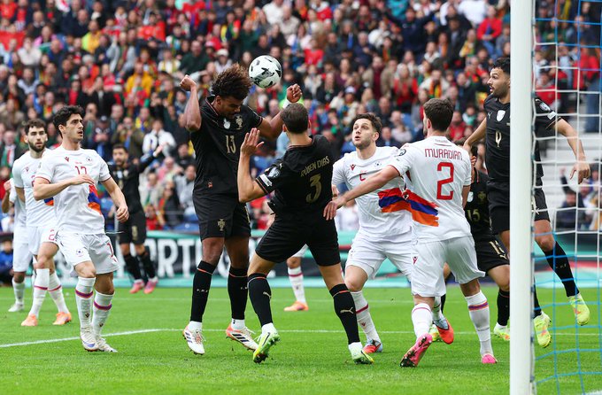 Portugal Destroyed Armenia 9–1 as Neves and Fernandes Hit Hat-Tricks