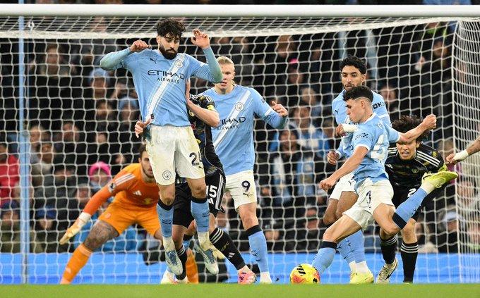Foden Saves Man City in Dramatic 3–2 Win Over Leeds