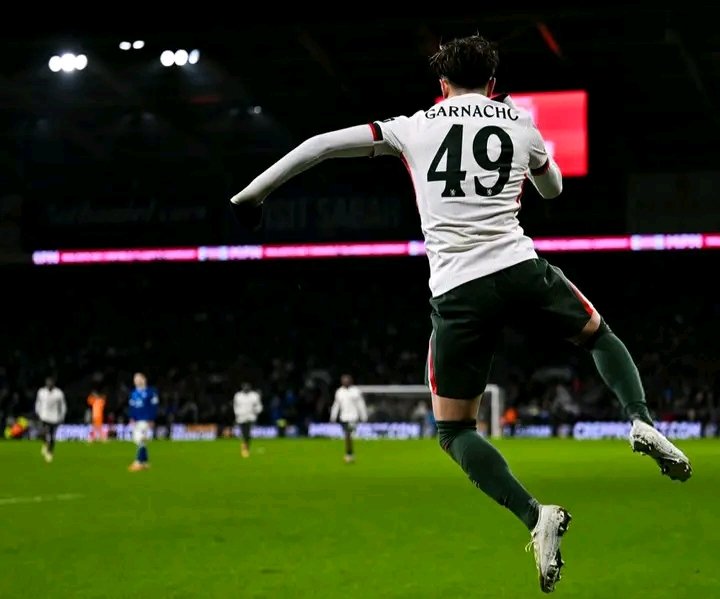 Garnacho and Neto Inspire Chelsea to 3–1 Carabao Cup Win Over Cardiff City