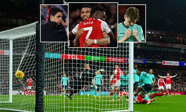 Arsenal 2-1 Wolves: Last-Gasp Winner Keeps Gunners Top of the Premier League