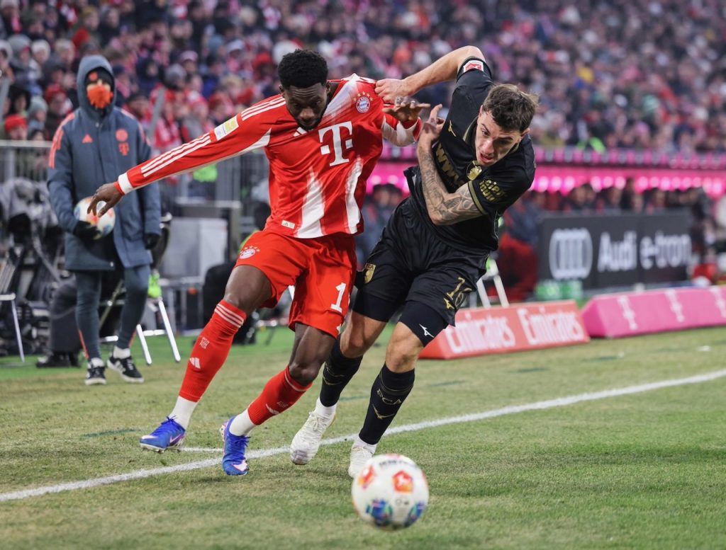 Augsburg Hand Bayern First Bundesliga Defeat of Season