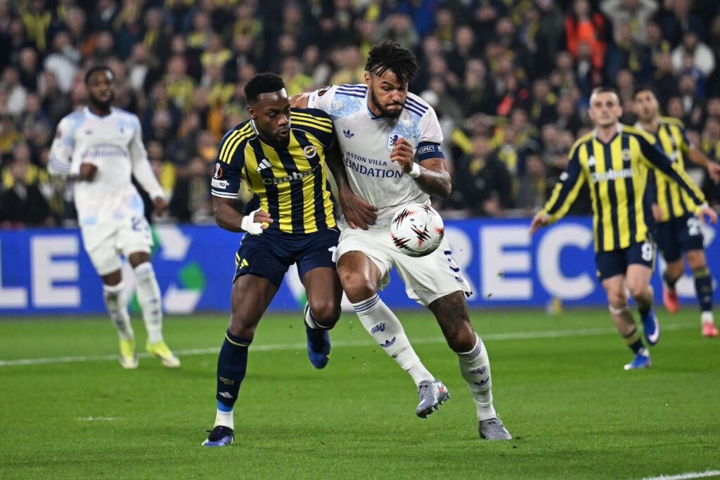 Aston Villa Beat Fenerbahçe 1-0 to Seal Europa League Last-16 Spot