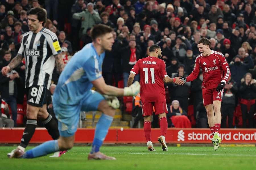 Liverpool 4–1 Newcastle: Ekitike Double Fires Reds Back Into Top-Four Race