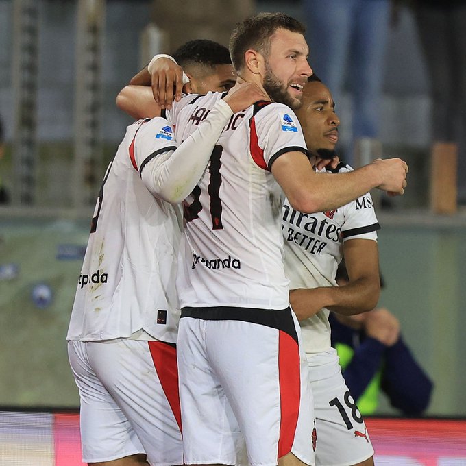 AC Milan Beat Pisa 2-1 to Keep Serie A Title Pressure Alive