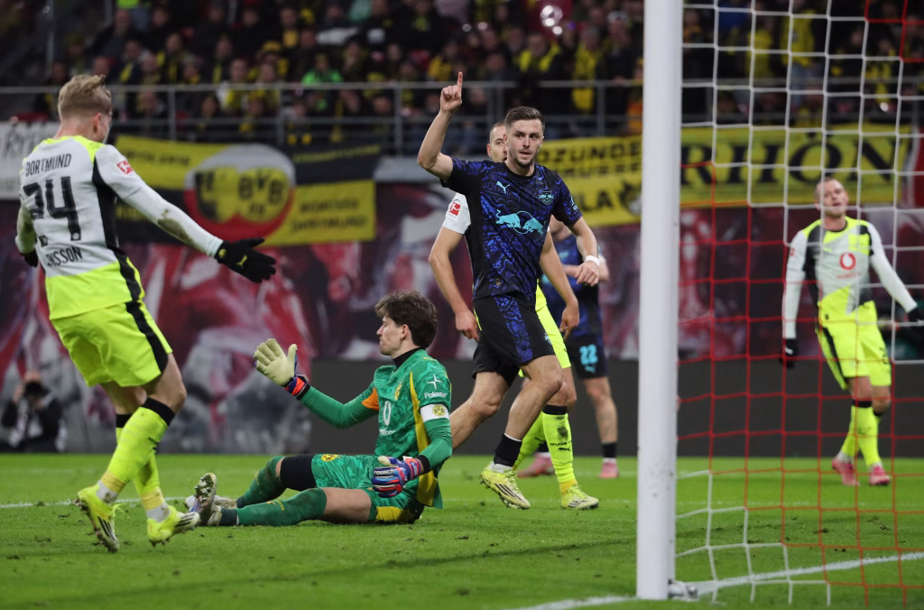 Fábio Silva Saves Dortmund Late in 2-2 Draw vs Leipzig