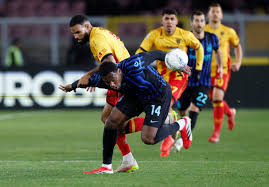 Inter Milan 2-0 Lecce: Nerazzurri Extend Winning Streak in Serie A Title Race