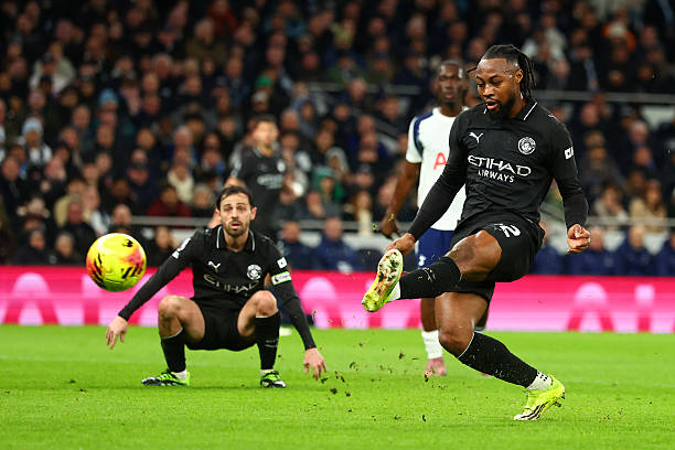 Solanke’s Scorpion Kick Stuns City as Spurs Fight Back in 2-2 Premier League Thriller