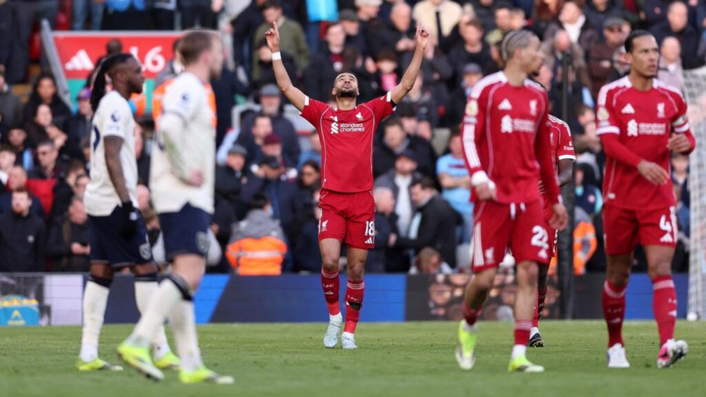 Liverpool Thrash West Ham 5-2 to Boost Top-Four Hopes
