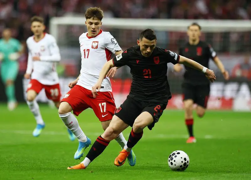 Poland Beat Albania 2-1, One Step from the World Cup