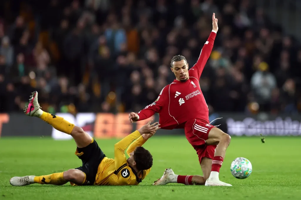Wolves Shock Liverpool 2–1 at Molineux as André Seals Dramatic Late Winner
