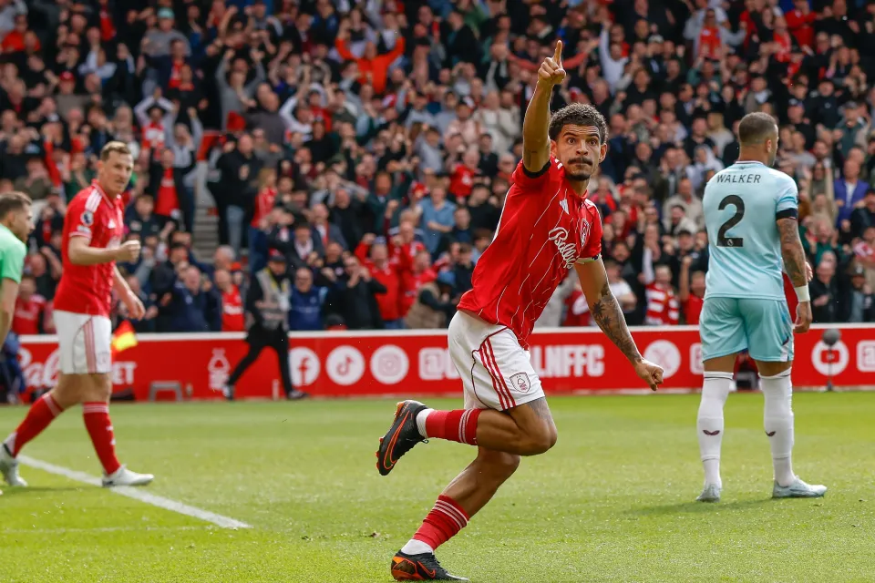 Gibbs-White Hat-Trick Fires Nottingham Forest to 4-1 Win Over Burnley 