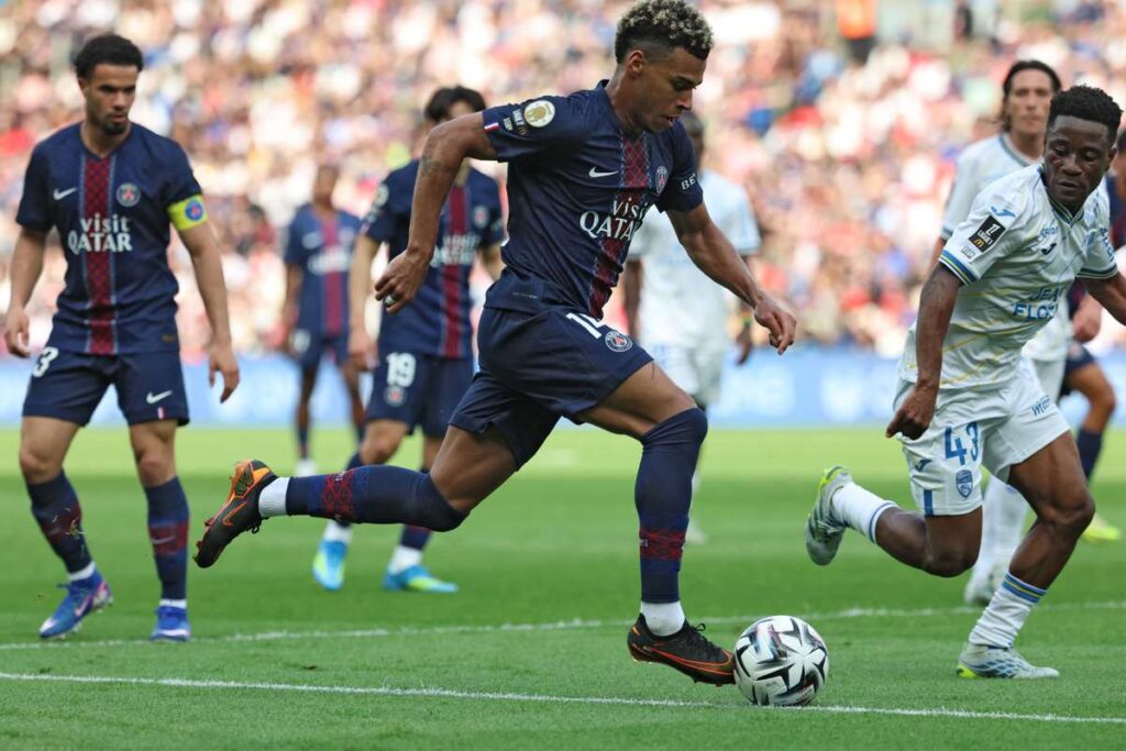 PSG Held by Lorient in Thriller as Ligue 1 Title Race Tightens