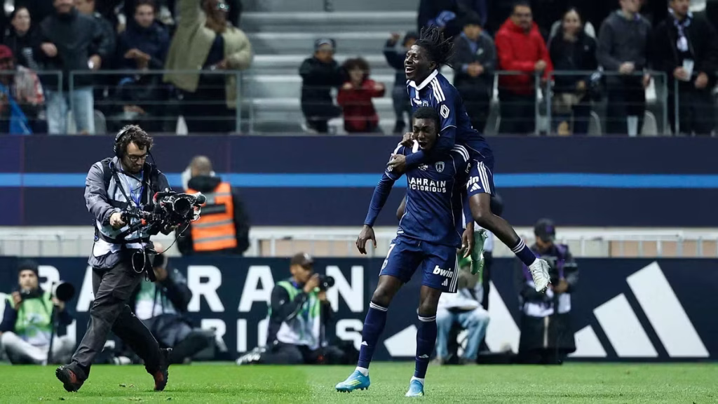 Paris FC Stun PSG with Dramatic Late Comeback in Historic Derby Win