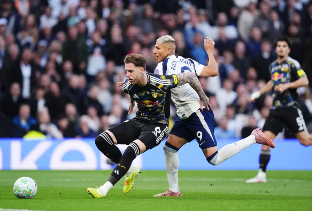 Tottenham Held by Leeds as Tel’s Error Costs Spurs Crucial Win