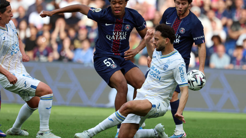 PSG Held by Lorient in Thriller as Ligue 1 Title Race Tightens