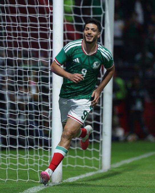 Mexico Crushes Serbia 5-1 to Send World Cup Warning Ahead of 2026