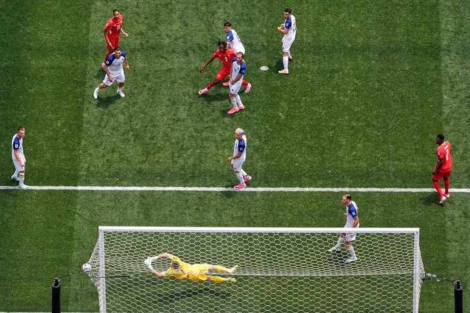 Switzerland Hammer Bosnia 4-1 to Take Control of Group B 