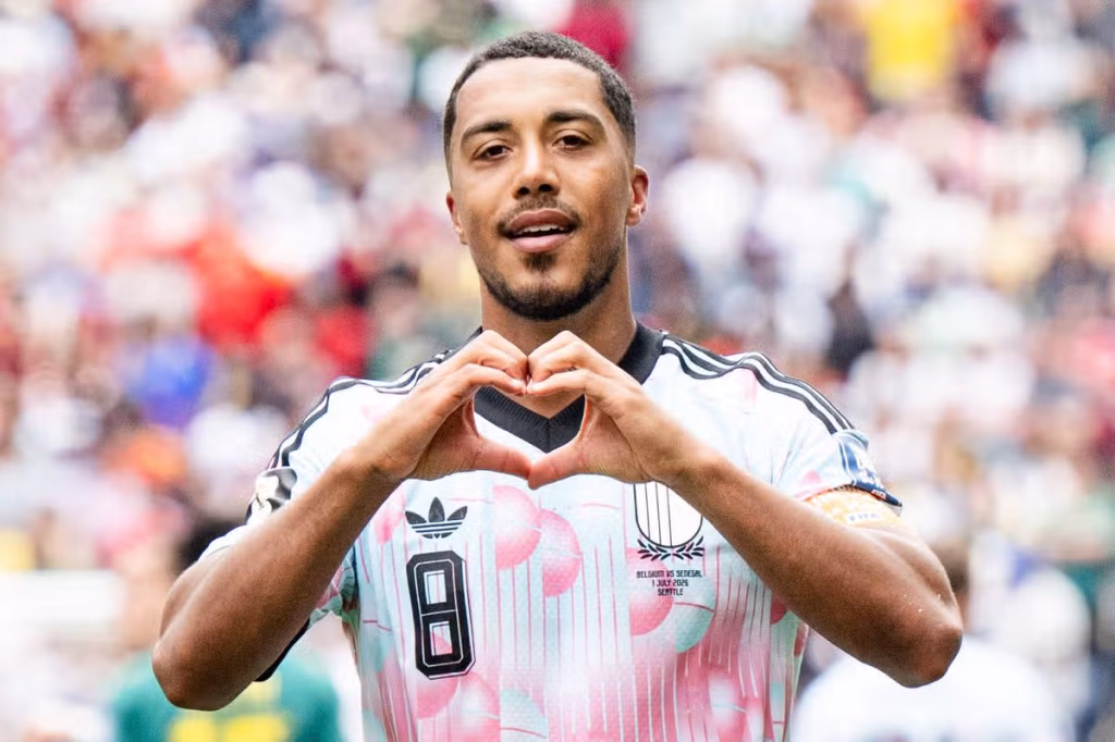 Youri Tielemans Joins Manchester United 