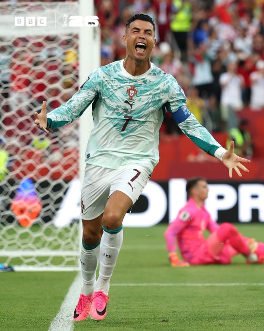 Portugal Edge Croatia 2-1 to Set Up Spain Clash in World Cup Last 16