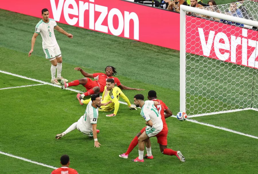 Switzerland Beat Algeria 2-0 to Reach FIFA World Cup Last 16