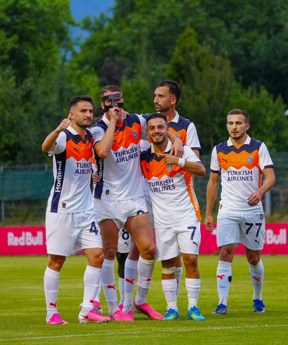 Red Bull Salzburg 1-2 İstanbul Başakşehir: Late Goal Seals Exciting Friendly Win