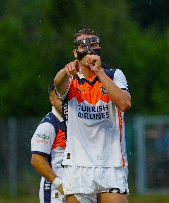 Red Bull Salzburg 1-2 İstanbul Başakşehir: Late Goal Seals Exciting Friendly Win