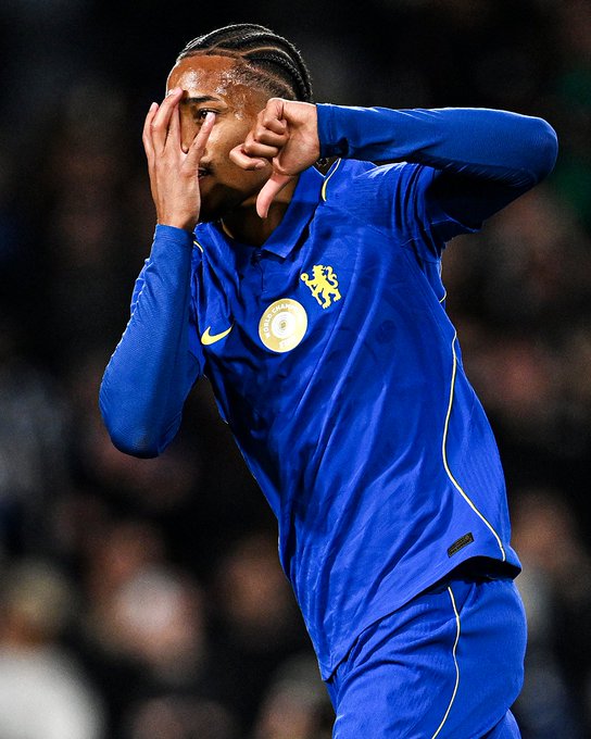 Chelsea 6-4 Wanderers: João Pedro Hat-Trick Inspires Comeback 