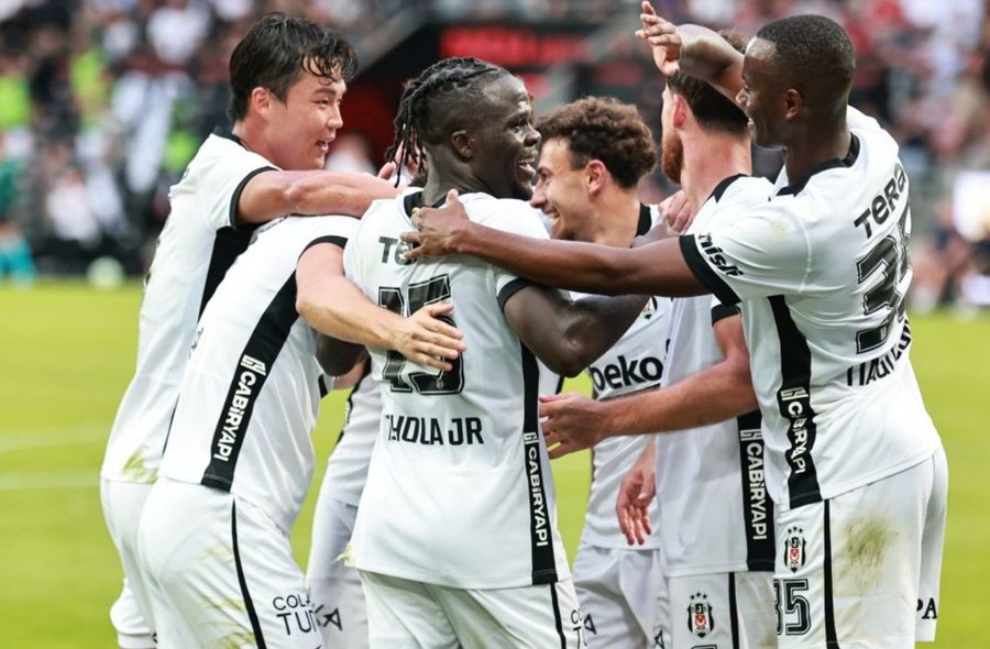 Beşiktaş Beat Midtjylland 2-0 to Seize Europa League Advantage
