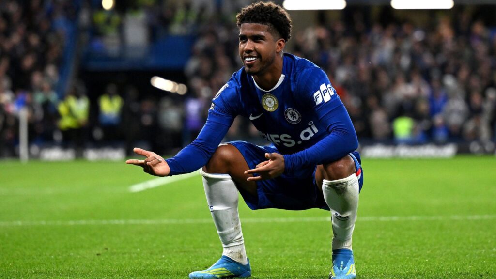 Andrey Santos Completes Big-Money Switch from Chelsea to Manchester United