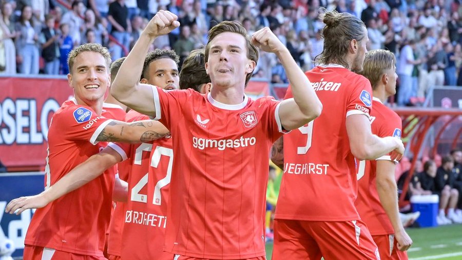 Twente Thrash Dunajska Streda 6-0 in Conference League