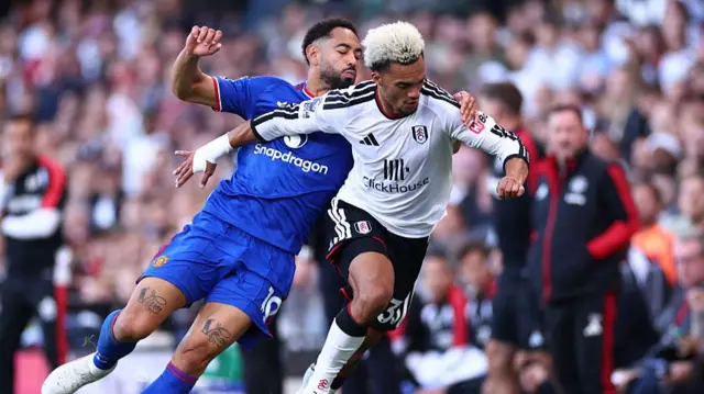 Manchester United Rescue 1-1 Draw Against Fulham as Cunha Strikes Late