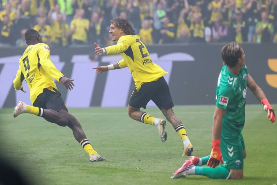 Dortmund 3-0 Paderborn: Nmecha Double Seals Bundesliga Win